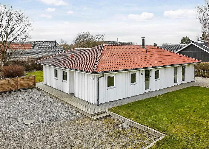8 Person In Juelsminde-by Traum Sonderby (Midtjylland)